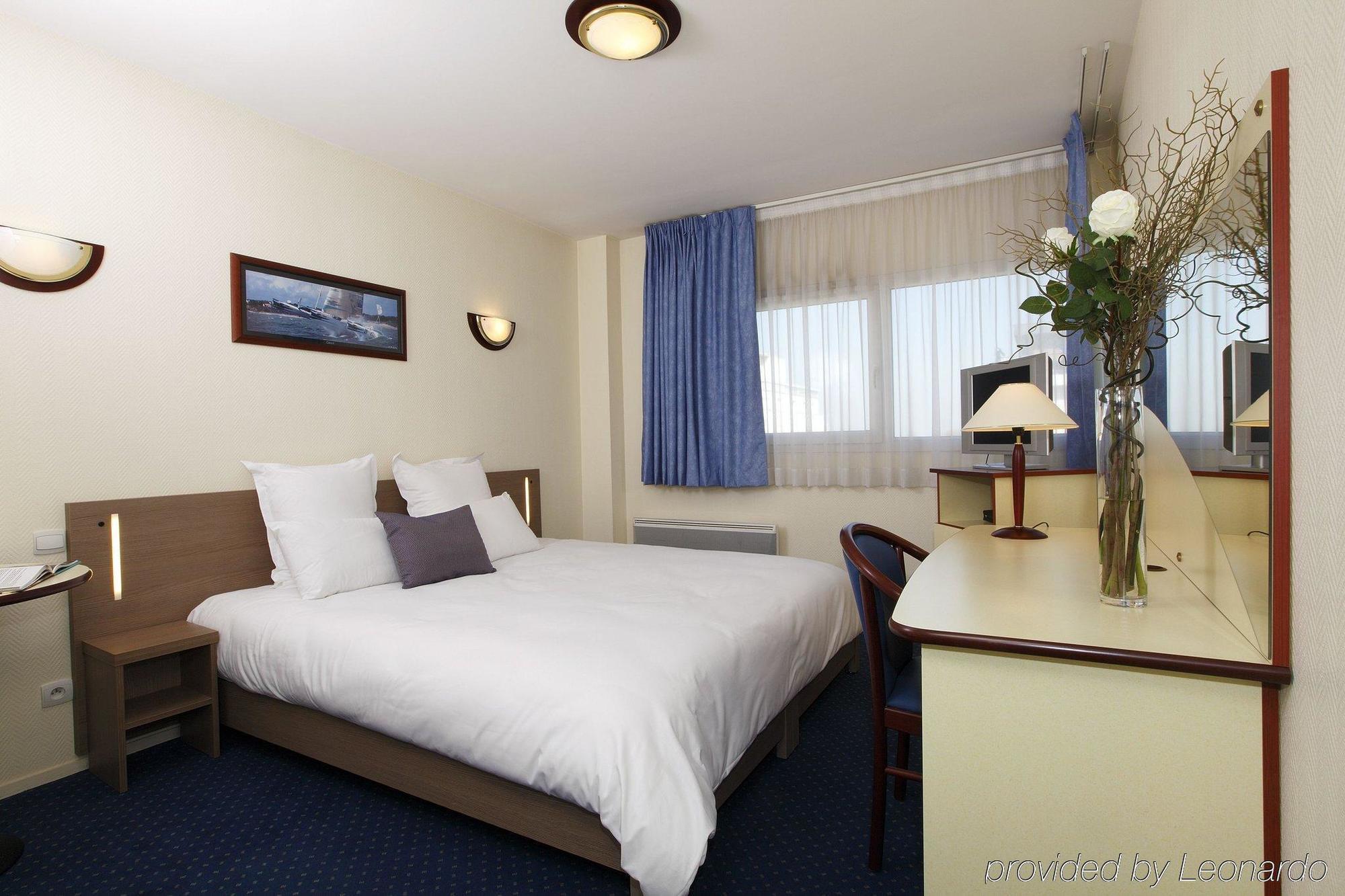 Appart'City Pontoise Cergy-Le-Haut Quarto foto